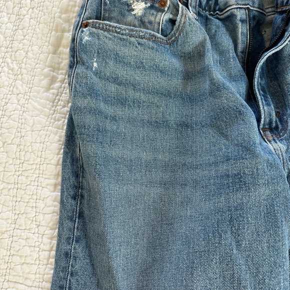 NWT- Abercrombie The 90’s Relaxed High Rise Curve Love Denim- 29-XL - Picture 6 of 7